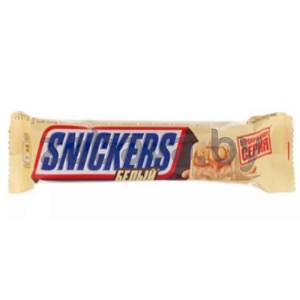 Батончик шоколадный Snickers, белый, 81 г